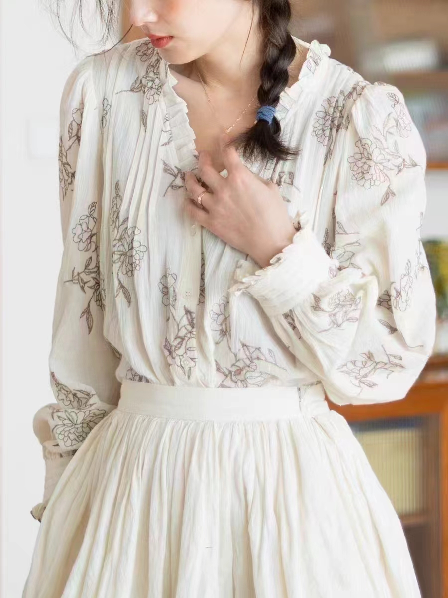 Small Little Flowers on Cotton Yarn Dyed